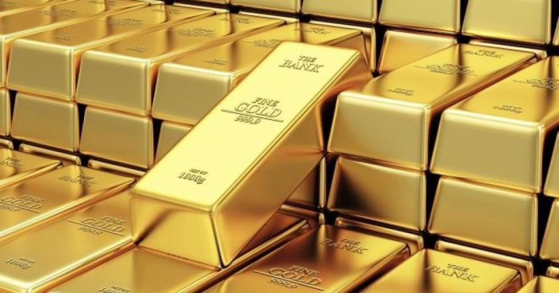 الذهب يهبط دون 4 آلاف دولار للأونصة بفعل صعود الدولار وتوقعات رفع الفائدة الأميركية