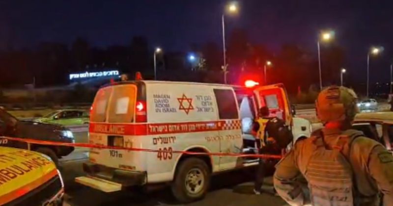 إصابة مستوطنين في عملية دهس عند مفترق “غوش عتصيون”