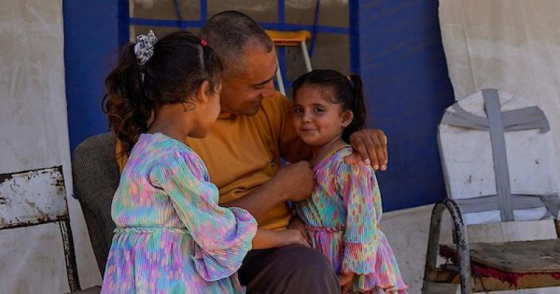 من العلاج إلى الاعتقال.. فلسطيني مفرج عنه يروي أثر الحرب على الجسد والذاكرة