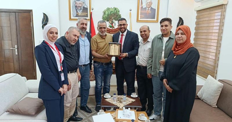 وفد من الاتحاد العام لنقابات عمال فلسطين في سلفيت يلتقي رئيس بلدية سلفيت ضياء دقروق