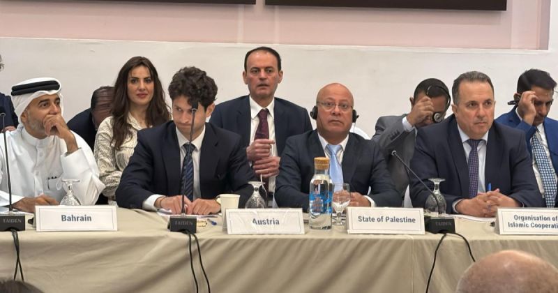 أبو هولي يطالب برفع مشروطية تمويل الأونروا ويحذر: الإجراءات التدبيرية خط أحمر لا يمكن شرعنته