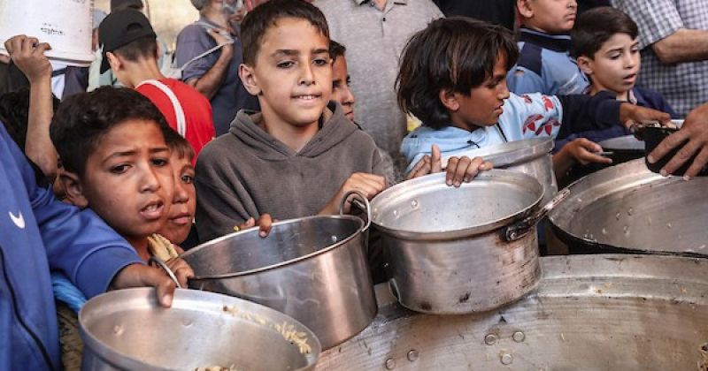 تنويه بشأن المساعدات: لا صرف لبرنامج الغذاء العالمي يوم الاثنين ودعوة لانتظار الإعلان الرسمي