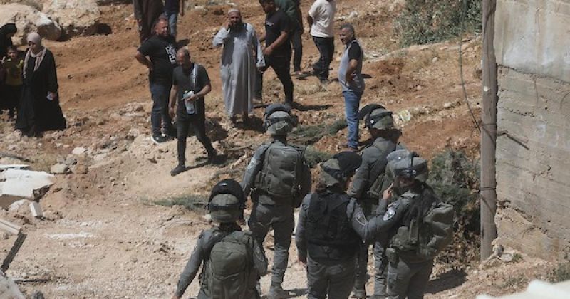 إصابات واعتقالات وهدم وتصعيد استيطاني في أنحاء الضفة الغربية