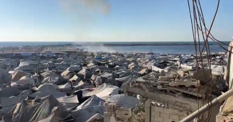 5 شهداء بينهم طفل و10 مصابين في غارة إسرائيلية على مقهى قرب ميناء غزة