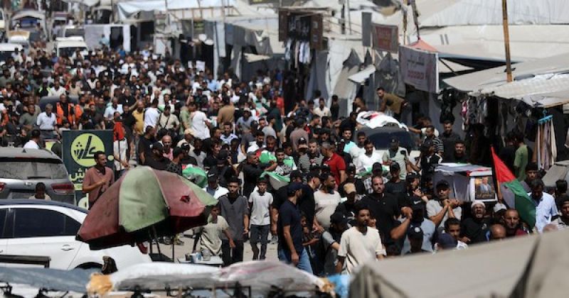 بعد سنوات تحت الركام.. غزة تشيّع رفات 50 فلسطينيا بينهم 19 طفلا