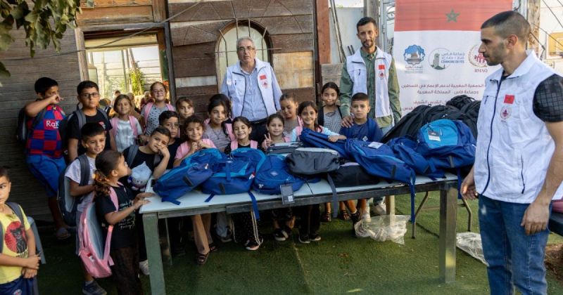 "بيت مال القدس" تشرع بتوزيع 3000 حقيبة مدرسية وقرطاسية في القدس وضواحيها عشية افتتاح العام الدراسي