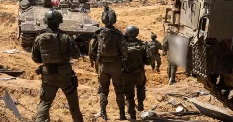 قصف إسرائيلي يستهدف ريف دمشق وتوغلات عسكرية في القنيطرة