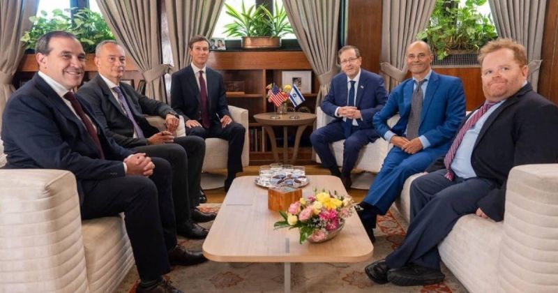 كوشنر: قد نرى بدء سحب بعض أسلحة حماس خلال 30 يوماً وردم أنفاق خلال 60 إلى 90 يوماً