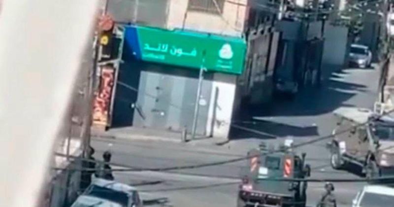 الاحتلال يشدد إجراءاته في القدس ويقتحم الأقصى ويطلق الغاز في العيساوية