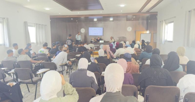 جامعة غزة تنظم لقاءًا إرشاديًا تفاعليًا "الخطوة التالية"