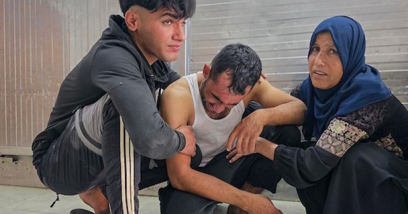 وداع جثمان الطفل إسماعيل البردويل في مجمع ناصر الطبي