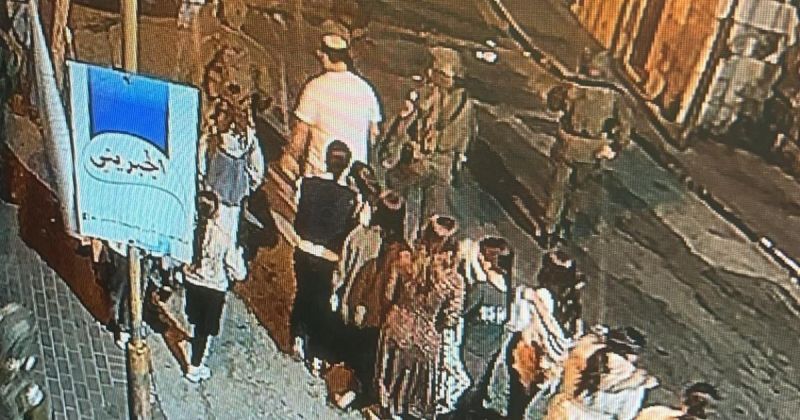 مستوطنون يطعنون فلسطينيين جنوب نابلس.. والاحتلال يوسع اقتحاماته واعتقالاته شمال الضفة