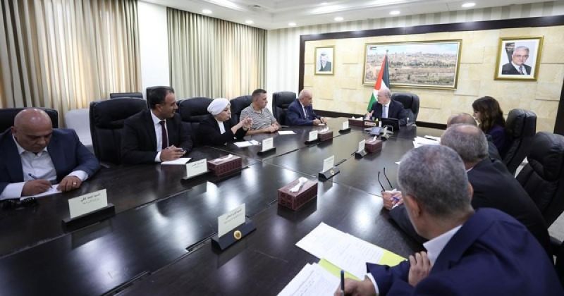 مصطفى يبحث مع مجلس إدارة الصندوق الفلسطيني للتشغيل توسيع فرص العمل