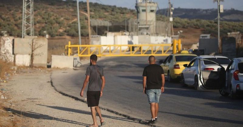 الضفة والقدس: 7 إصابات بهجمات مستوطنين و7 معتقلين وتشديد على الأقصى