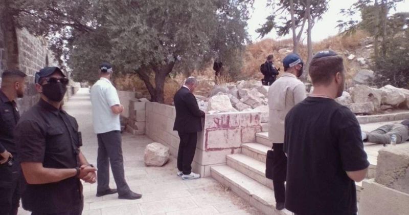 القدس تحت ضغط متصاعد: اقتحامات للأقصى وقيود على الحركة والتعليم ومصادرة أراضٍ واعتقالات وإبعادات