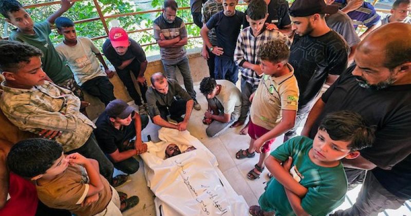غزة بين نار الخروقات وخطر الانهيار الإنساني: 5 شهداء وأكثر من 14 جريحًا وتقليص للمساعدات وتعطل خدمات صحية