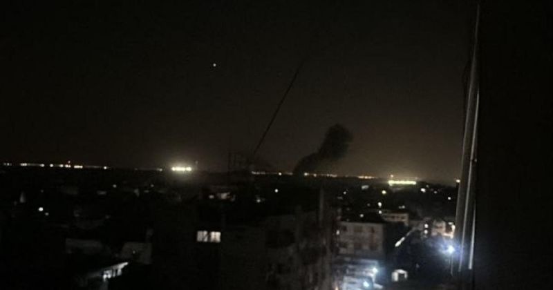 إصابة 3 أطفال في استهداف مدرسة تؤوي نازحين غربي خان يونس وسط قصف وإطلاق نار إسرائيلي