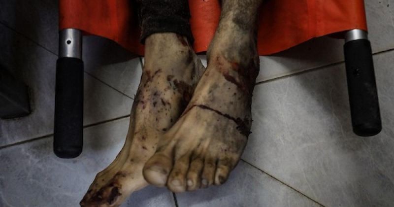وداع أخير في غزة.. دموع المشيّعين ترافق موسى حمودة إلى مثواه الأخير
