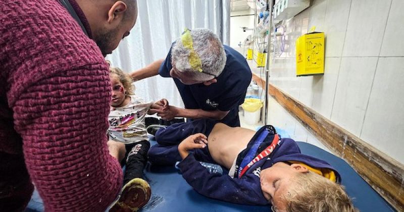 شهيد وإصابات بينهم أطفال ونساء في غزة.. قصف ونسف إسرائيلي وتحركات لتوسيع التحصينات داخل القطاع