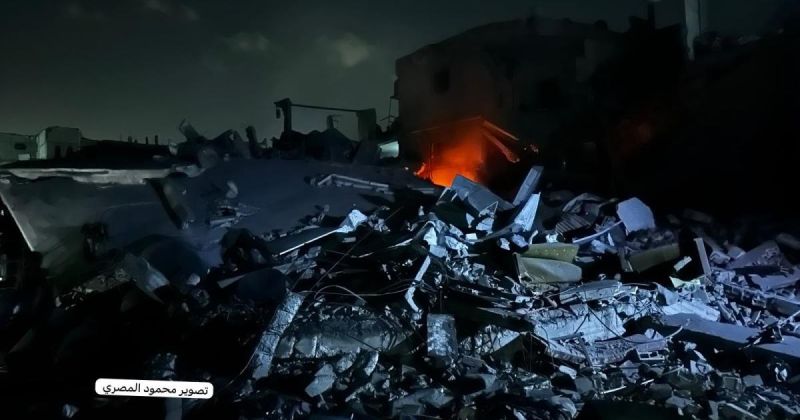 8 شهداء بينهم طفل وسيدتان في غزة وسط غارات إسرائيلية متلاحقة وإنذارات إخلاء وتدمير منازل ومربعات سكنية