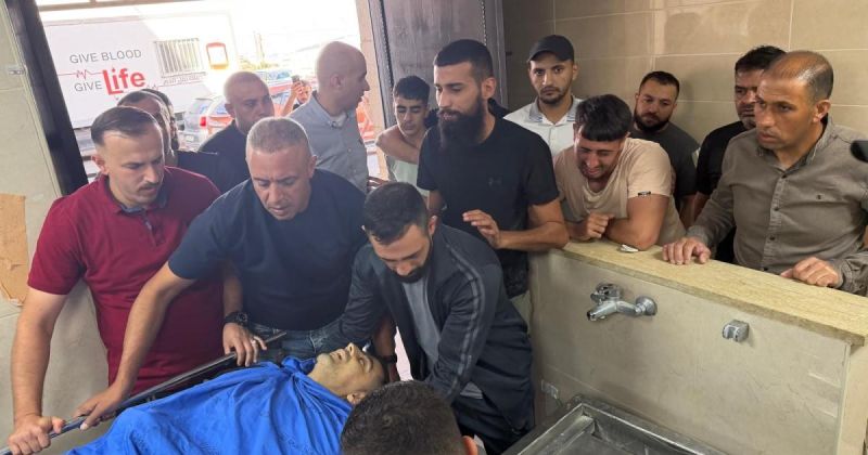 المركز الفلسطيني: مقتل مواطنين اثنين برصاص مليشيات المستوطنين في هجومين بالضفة الغربية
