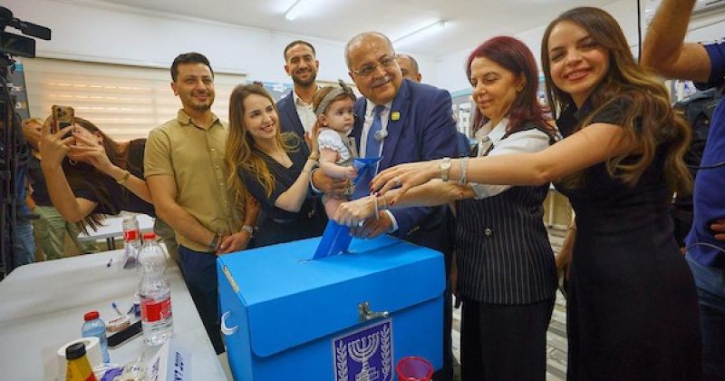 انتخابات إسرائيل 2026: نتنياهو بلا أغلبية وآيزنكوت يطالب برحيله.. والعربية تقترب من تمثيل تاريخي