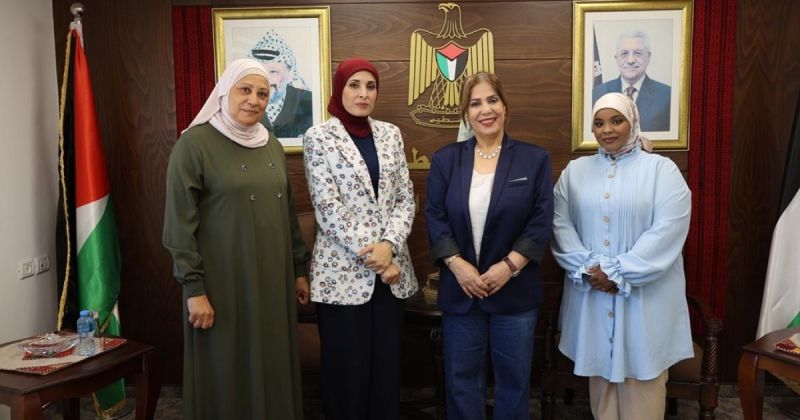 الخليلي تلتقي رئيسة جمعية نور شمس النسوية – طولكرم  لبحث سبل التعاون ودعم وتمكين النساء