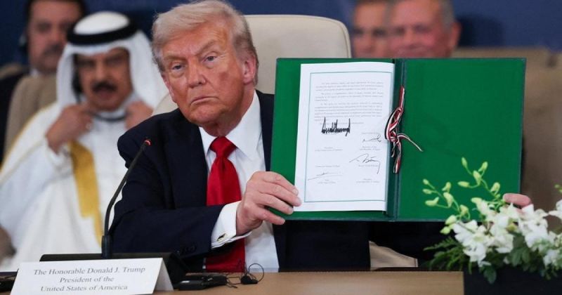 مجلس السلام يعلن 18 مليار دولار لإعمار غزة.. عام على اتفاق ترامب دون تعافٍ فعلي