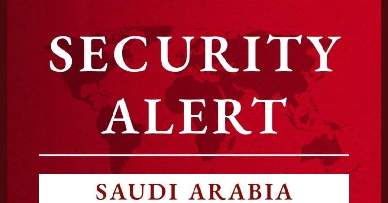 السفارة الأمريكية في الرياض تصدر تحذيرًا أمنيًا بشأن تصاعد الهجمات على السعودية واضطراب حركة الطيران