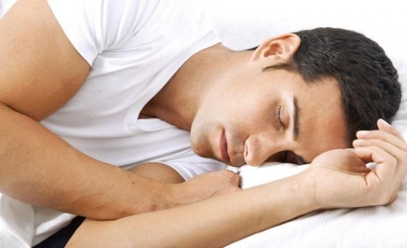 إذا كنت تعاني الأرق.. ابتعد عن هذه الأطعمة قبل النوم