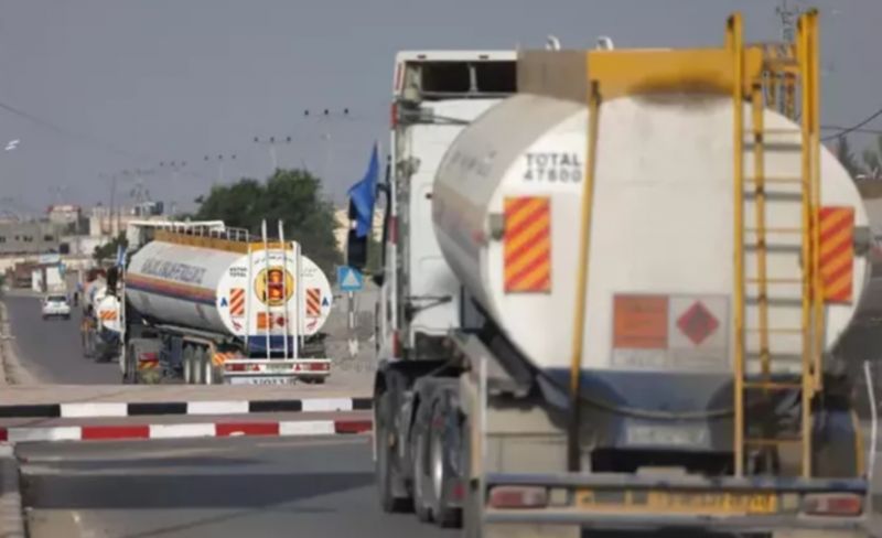 قطر: توقيع اتفاقية لإدخال 1.3 مليون لتر وقود إلى غزة