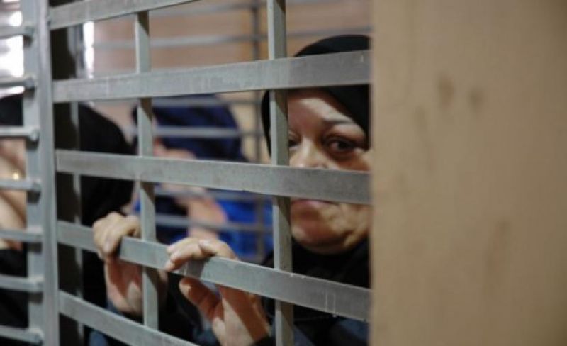 إعلام الأسرى: اكتظاظ ومعاناة متصاعدة داخل غرف الأسيرات في "الدامون"