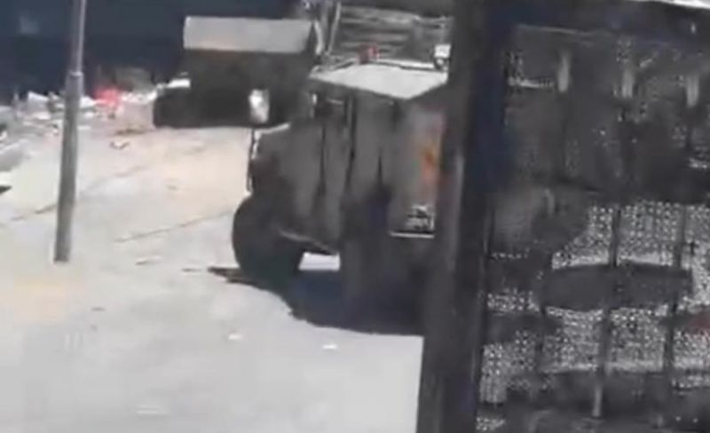 الاحتلال يغلق عدة محاور جنوب الخليل