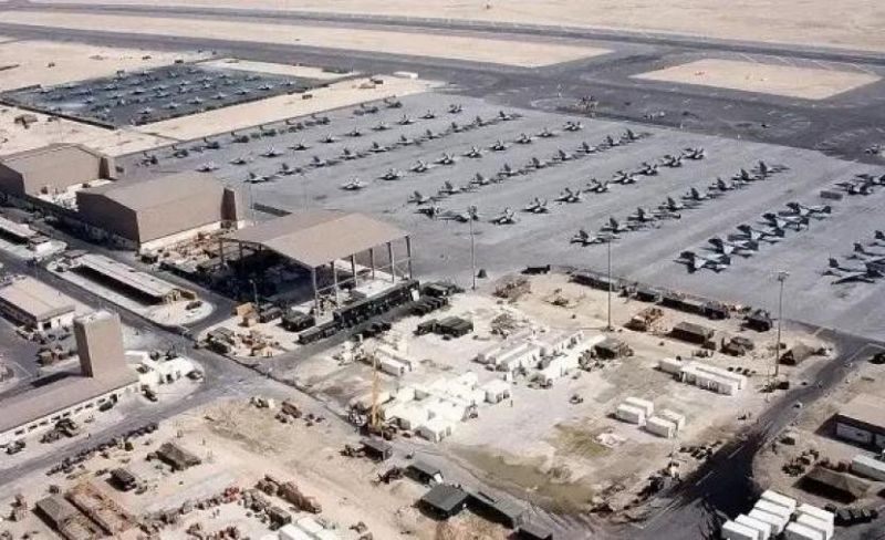إيران تعلن قصف قاعدة أمريكية في الأردن واستهداف ثلاث ناقلات نفط