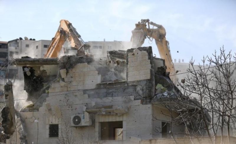 الاحتلال يخطر بهدم منازل في واد الحمص وصور باهر جنوب القدس