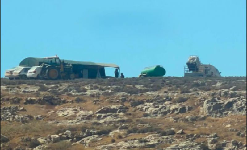 مستوطنون يقيمون بؤرة استيطانية جديدة شرق رام الله