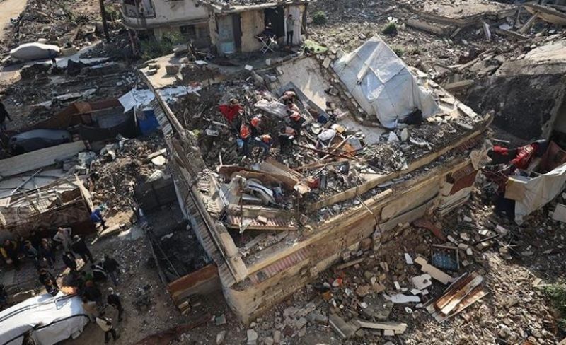 انهيار جزئي لمنزل بمدينة خان يونس جنوبي قطاع غزة