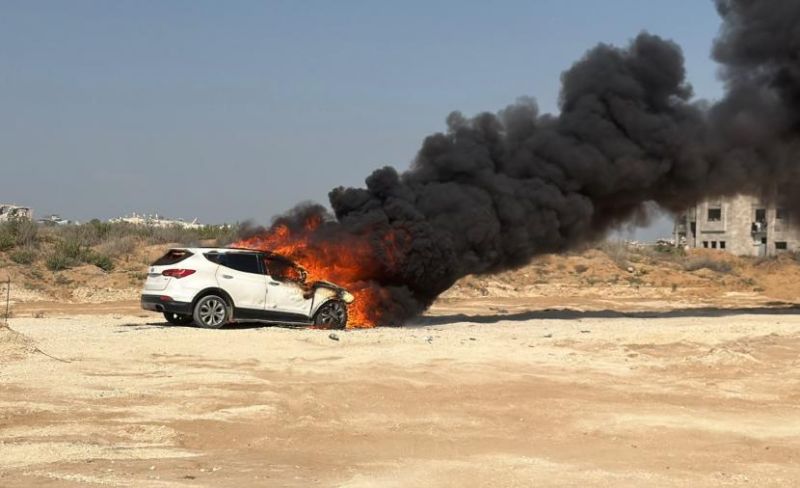 مصابون بقصف إسرائيلي على مركبة جنوب مدينة غزة