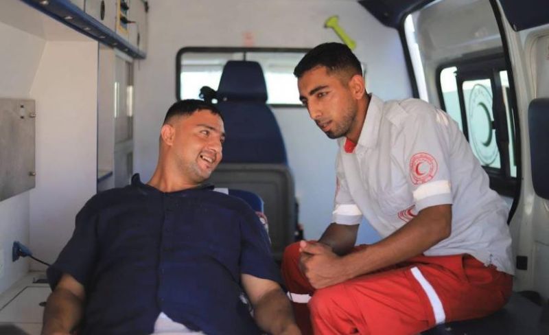 74 مريضًا مع مرافقيهم يُغادرون غزة عبر معبر رفح