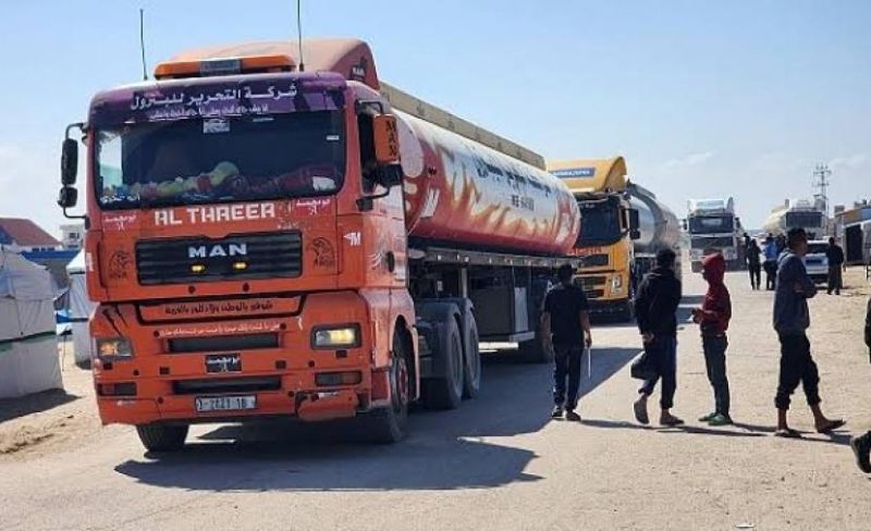 مرفق كشوفات الأسماء.. دخول 5 شاحنات غاز إلى غزة