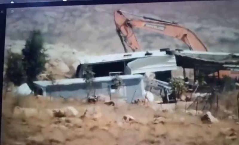 الاحتلال يهدم بركسات ومنشآت زراعية ويقتلع أشجارًا جنوب شرقي نابلس