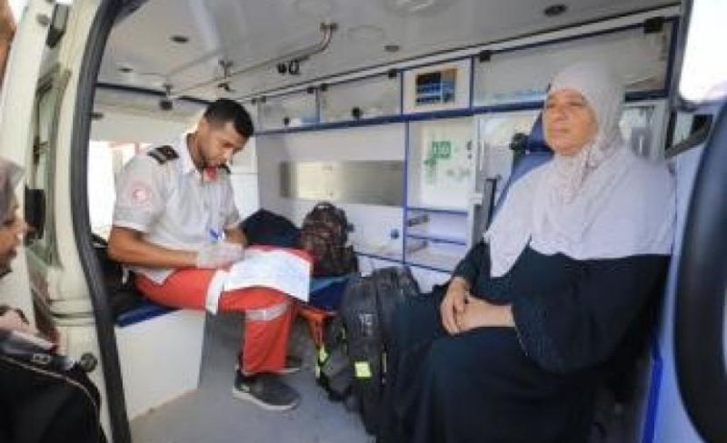 مغادرة 78 مريضًا مع مرافقيهم عبر معبر رفح