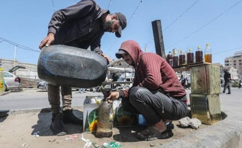 دراسة: شبكة وساطة تحتكر أكثر من 90% من الفجوة السعرية في وقود غزة