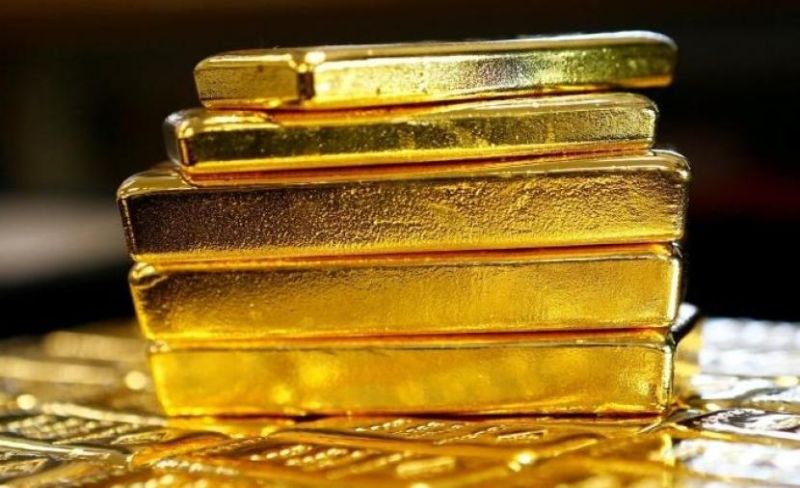 الذهب يتراجع لأدنى مستوى مع توقعات برفع الفائدة الأميركية