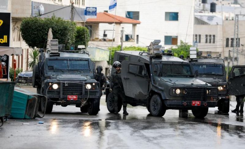 الاحتلال يعتقل صحفية ويفتش مركبات المواطنين في بيت لحم
