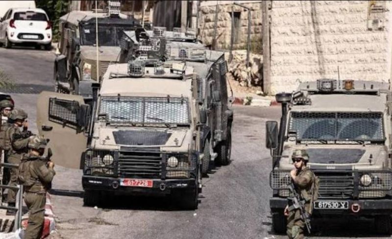 مصادر عبرية: اعتقال 10 ناشطين من حماس بطوباس بذريعة حيازتهم سلاحًا ومتفجرات