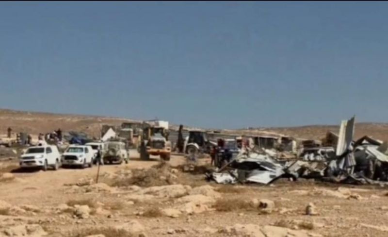 الاحتلال يهدم خربة الفخيت الشمالية في مسافر يطا جنوب الخليل