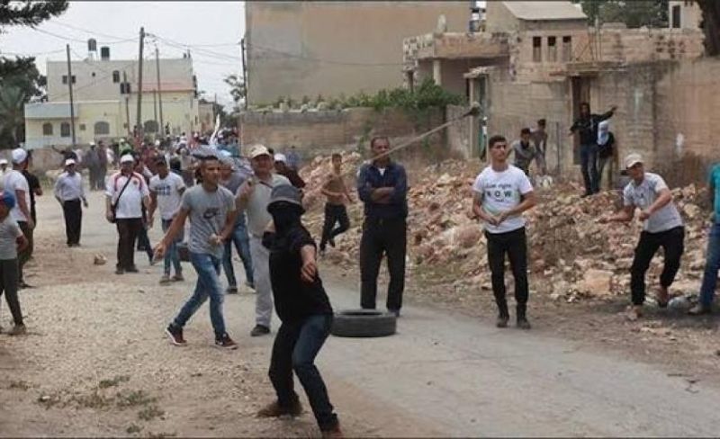 مستوطنون يهاجمون منازل المواطنين شرق سلفيت