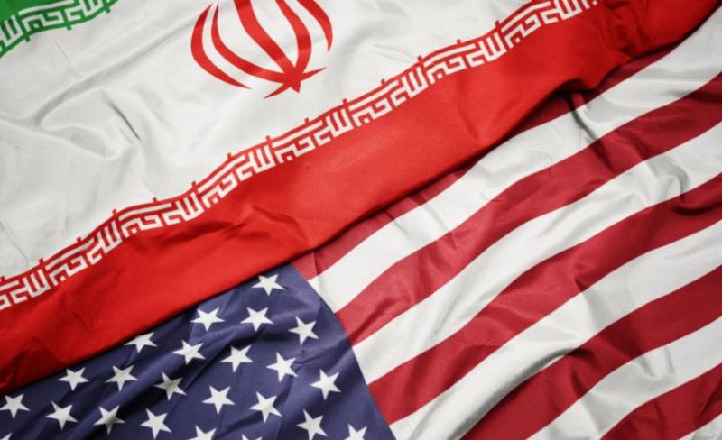 إيران تدين الهجمات الأمريكية على سفنها التجارية وتتوعد بالرد