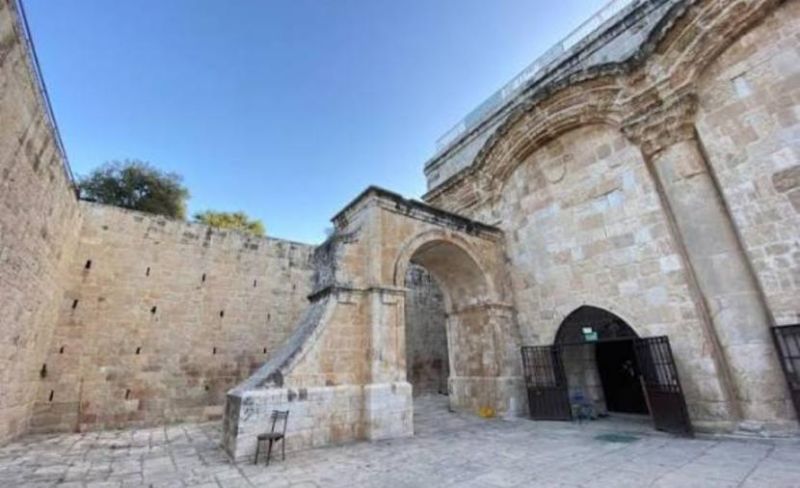 محافظة القدس: "جماعات الهيكل" تمهّد لتحويل باب الرحمة إلى نقطة صلاة يهودية